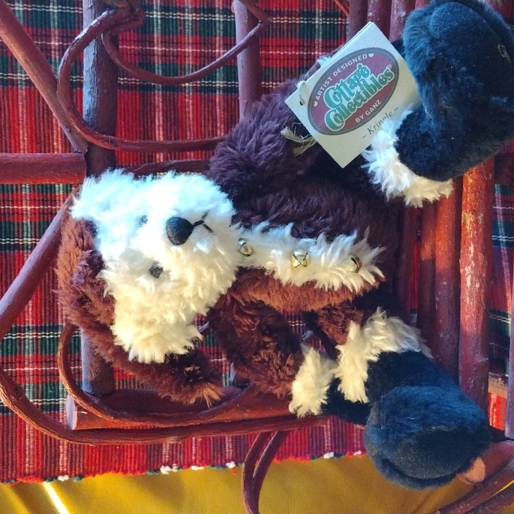 Cottage Collectibles by Ganz " Kringle"